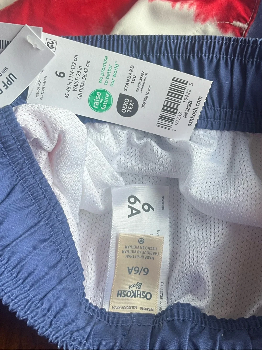 NWT boys size 6 Oshkosh swim trunks